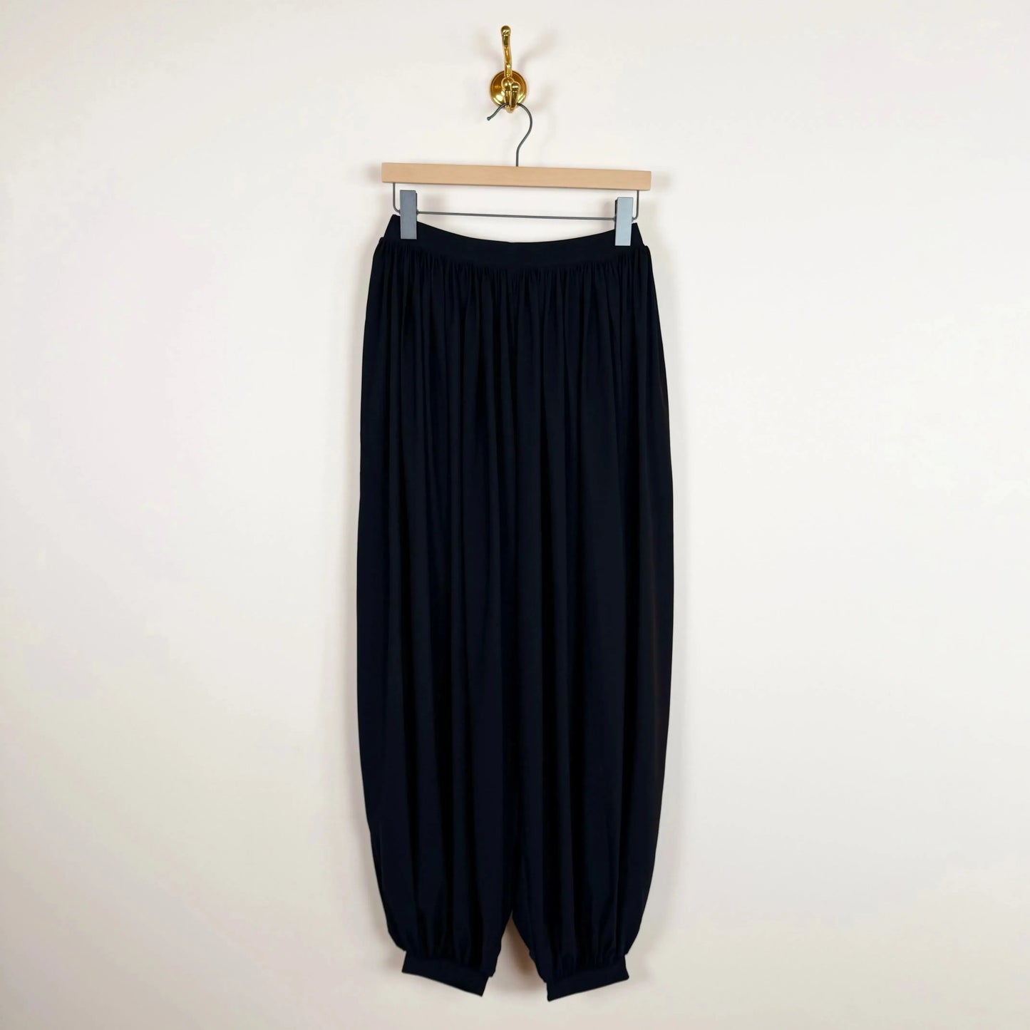 Balloon Pants in Black-Pants-Reyèm-eugenienewport