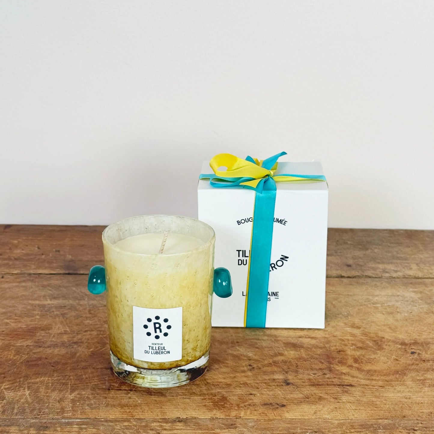 La Bougie Pivoine in Tilleul du Lubéron d'hiver-Apothecary-La Romaine Editions-eugenienewport