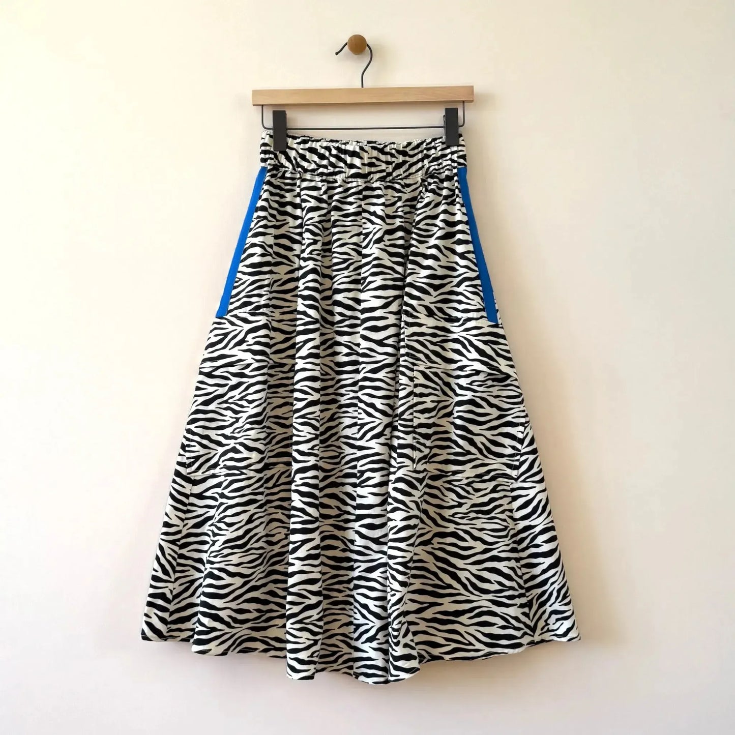 Le Cargo in Zebra-Skirt-Aquarius Cocktail-eugenienewport
