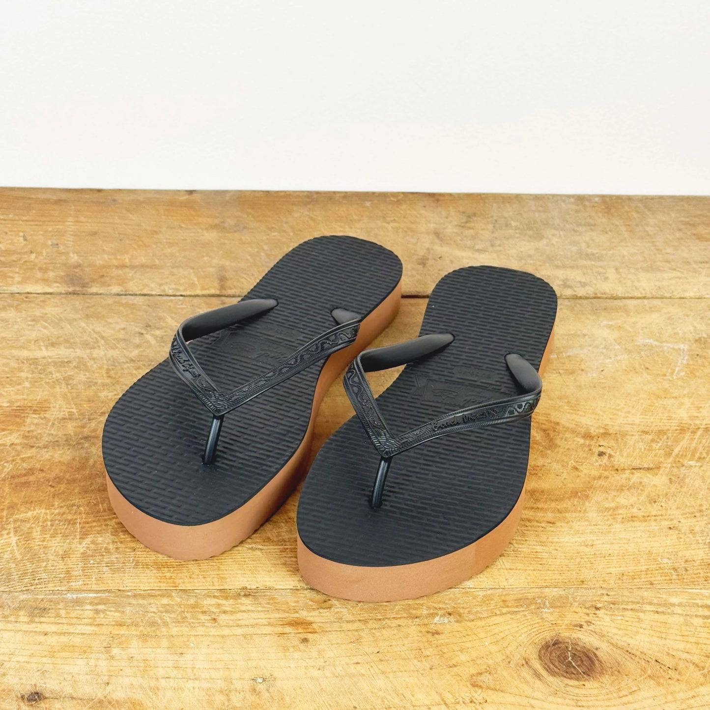 Platform Slim in Onyx-Shoes-Beach Originals-eugenienewport
