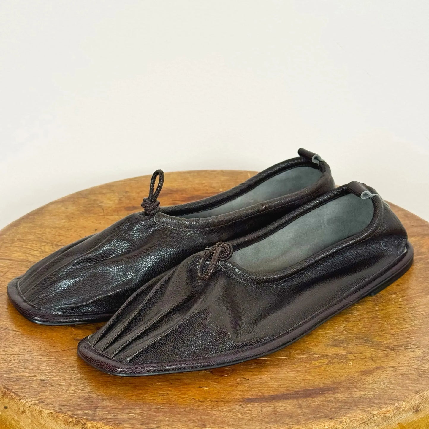 Puntera Supple Shiny in Ebony-Shoes-Hereu-eugenienewport