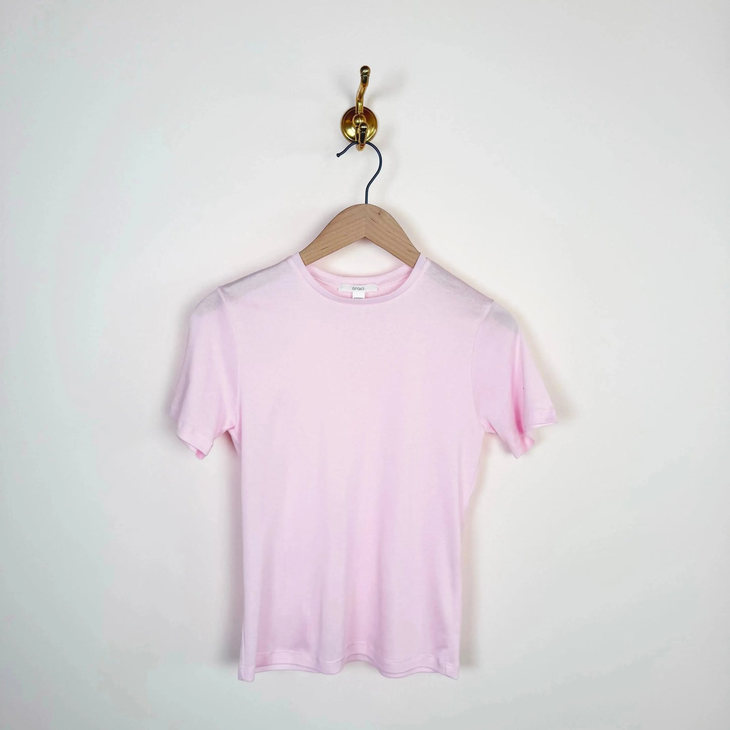 Tavi Short Sleeve in Confection-T-Shirts-Araks-eugenienewport