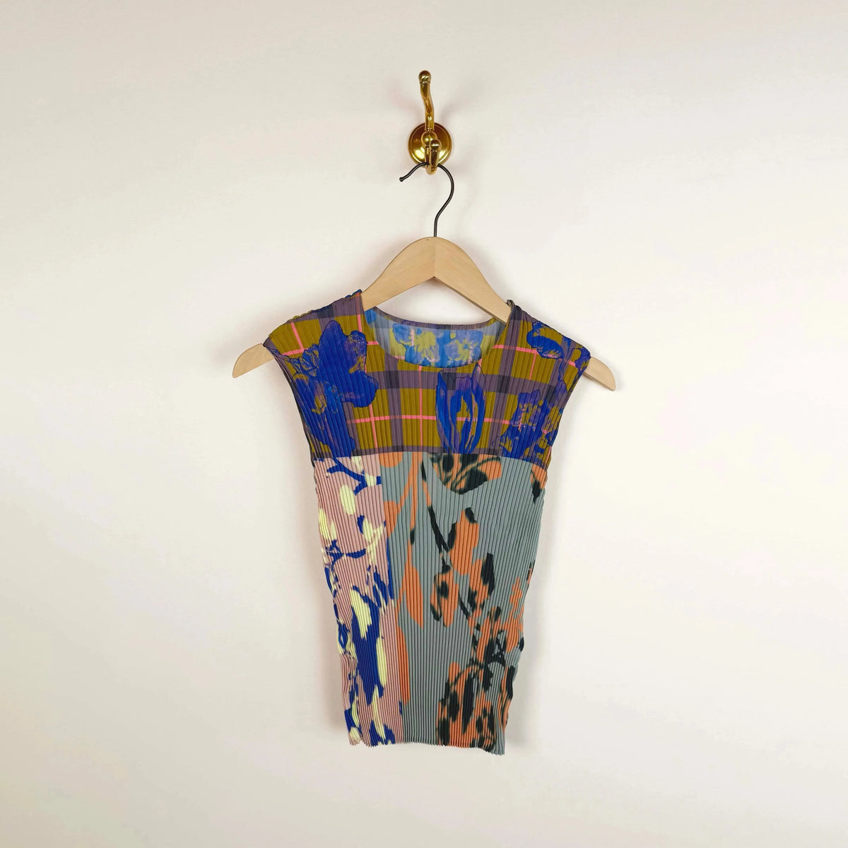 Thelma Top in Ingrid-Tops-Julia Heuer-eugenienewport