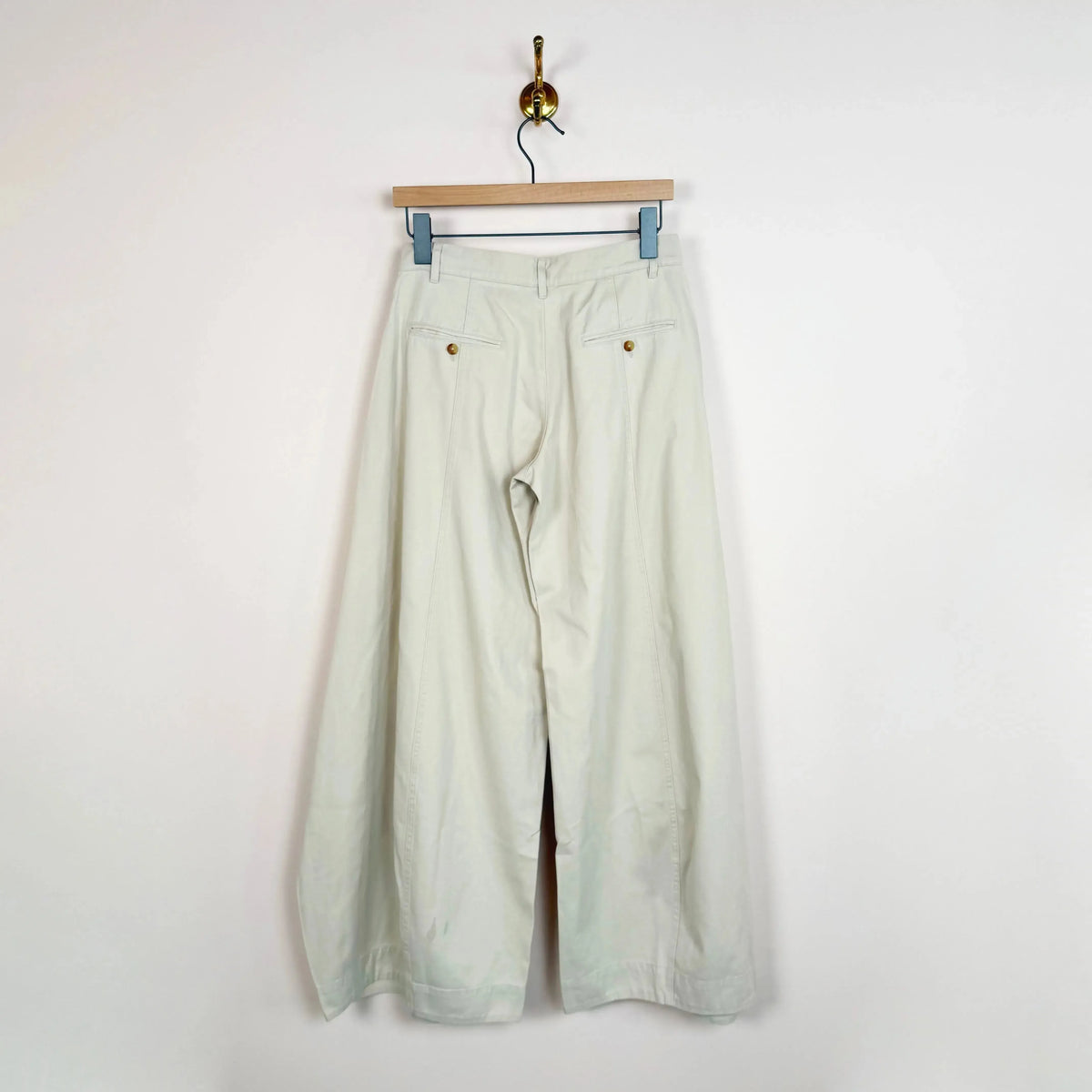 Victoria Chino in Putty White-Pants-Denimist-eugenienewport