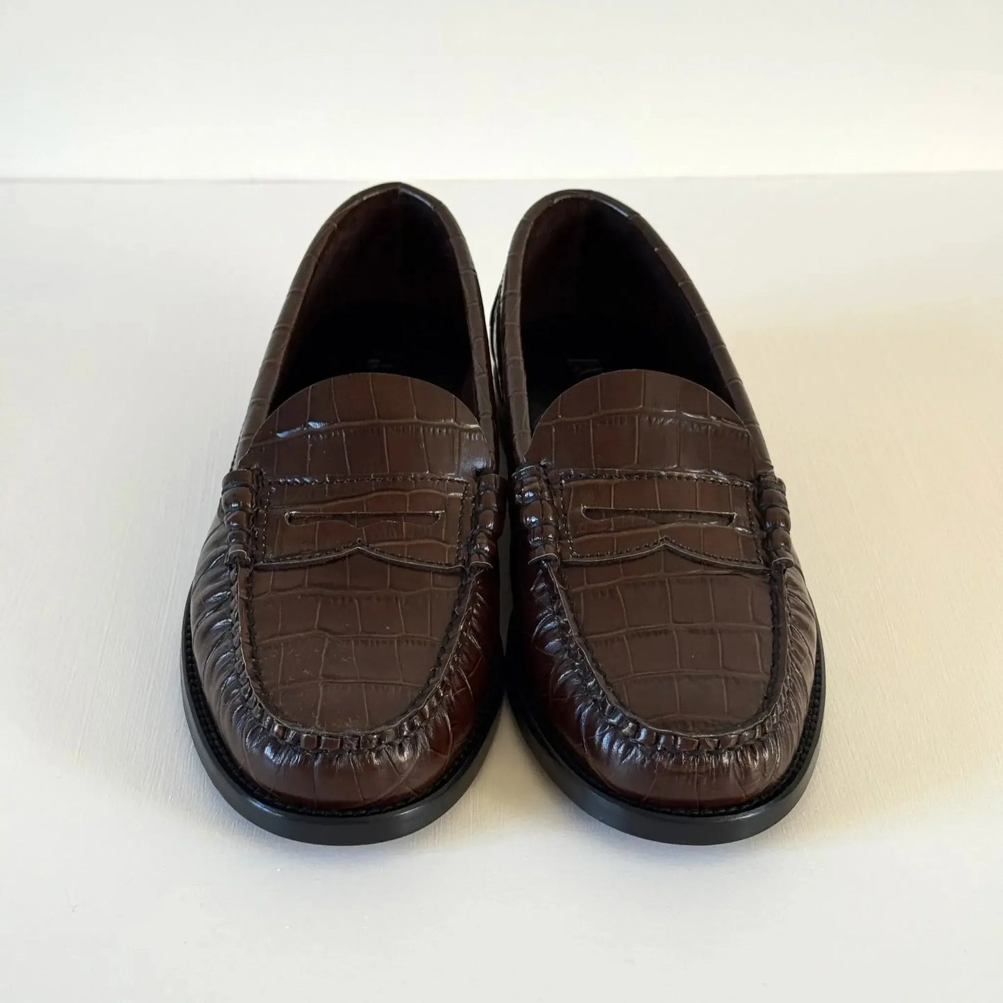 Zoe Loafers in Croc-Effect Chocolate Leather-Shoes-Augusta-eugenienewport