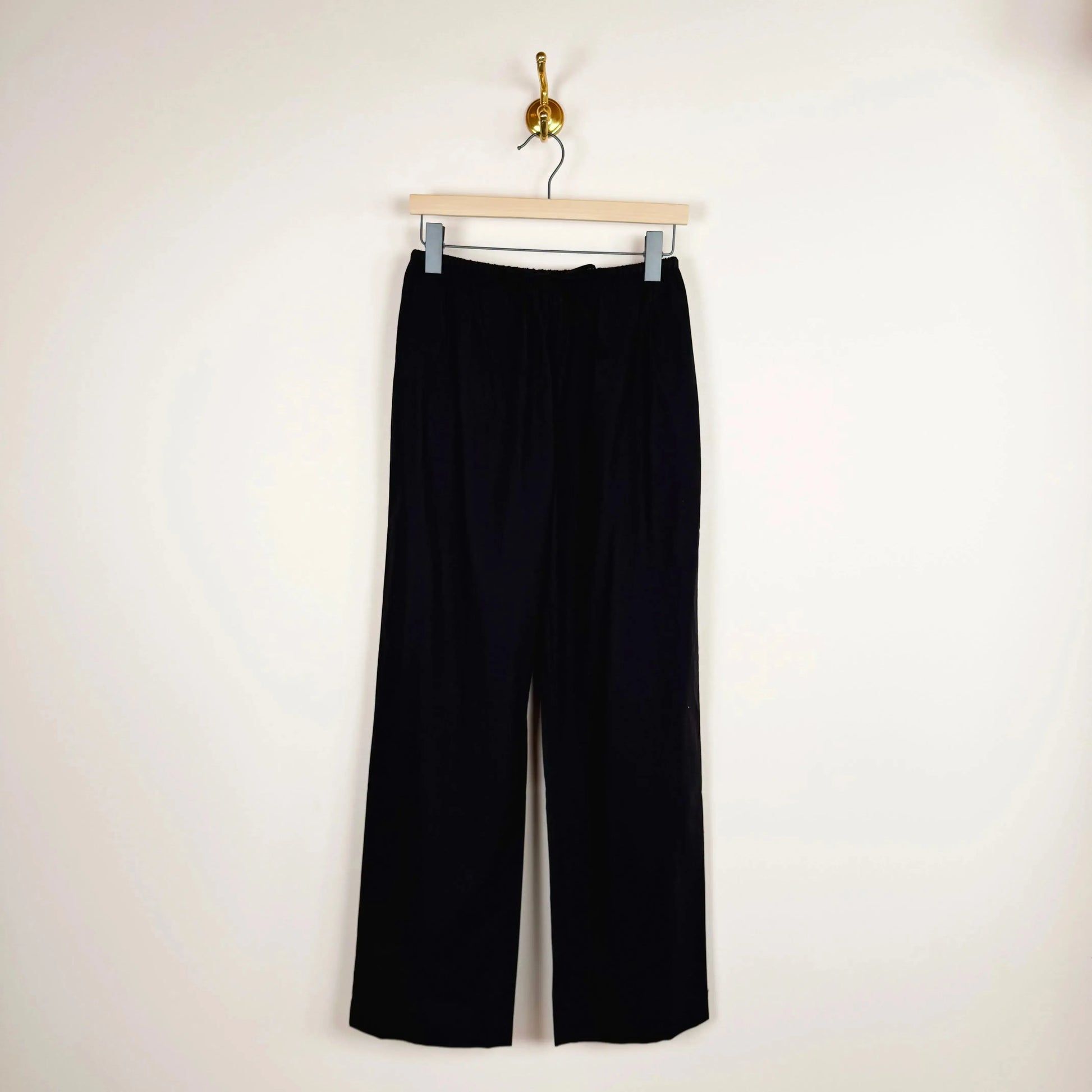 Addie Pants in Black-Pants-Skall-eugenienewport