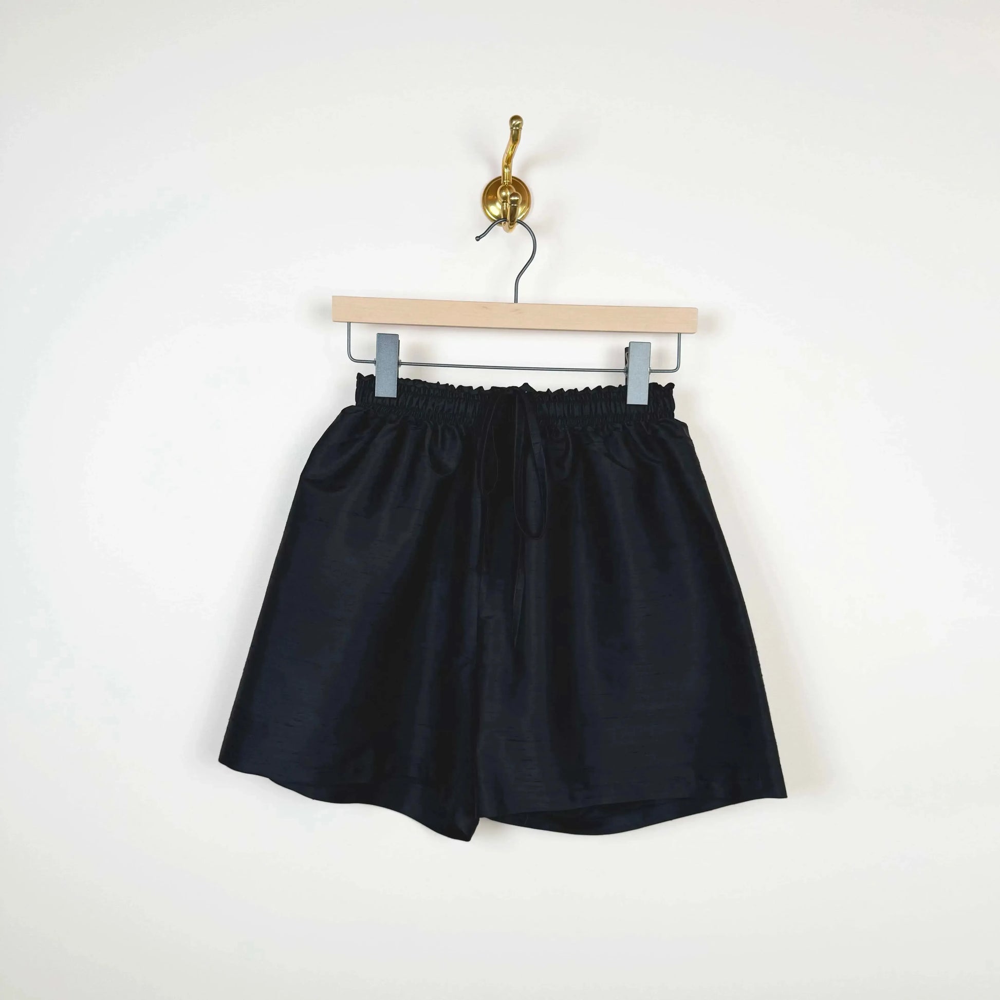 Asa Short in Black-Shorts-Chelsea Mak-eugenienewport