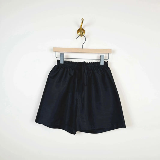 Asa Short in Black-Shorts-Chelsea Mak-eugenienewport