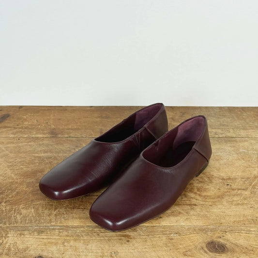 Berta Flats in Burgundy-Shoes-Augusta-eugenienewport