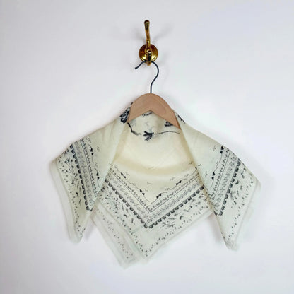 Bouquet Paislay Foulard in Off White-Accessories-Nitto-eugenienewport