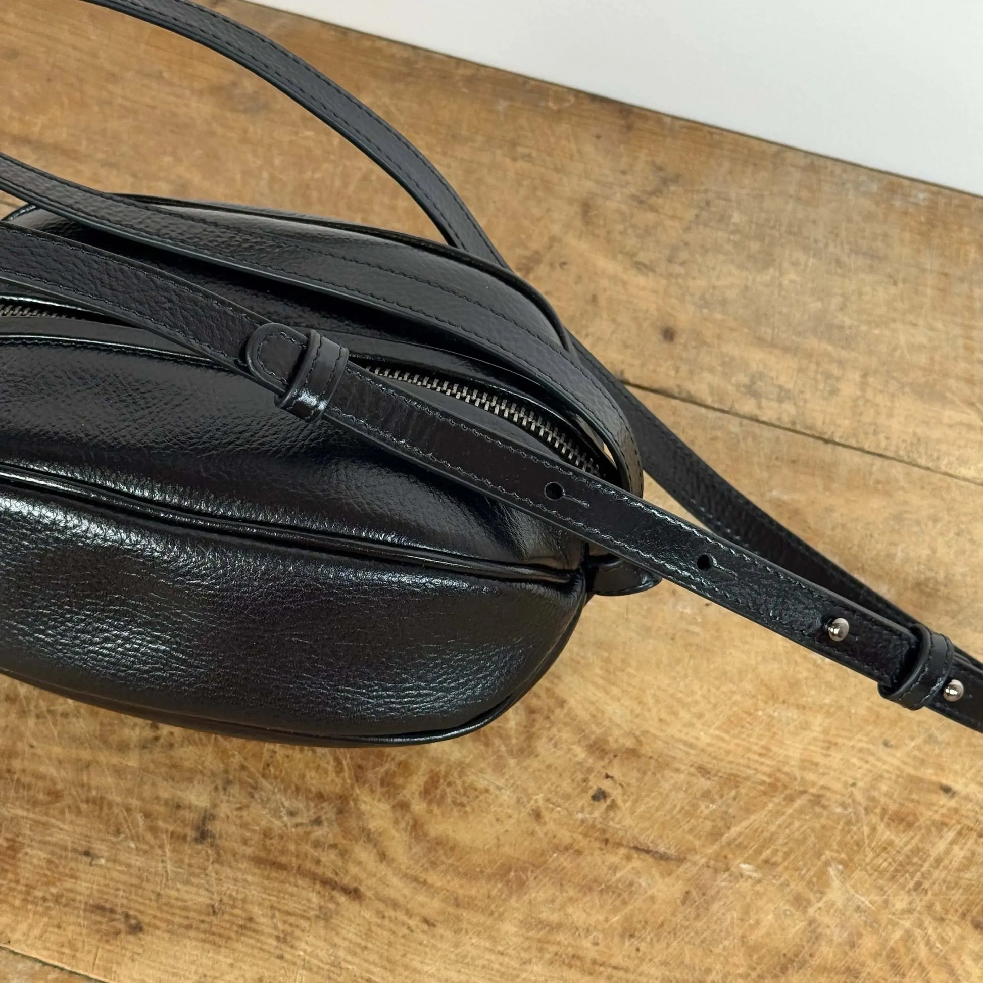 Boya Distressed in Black-Accessories-Hereu-eugenienewport