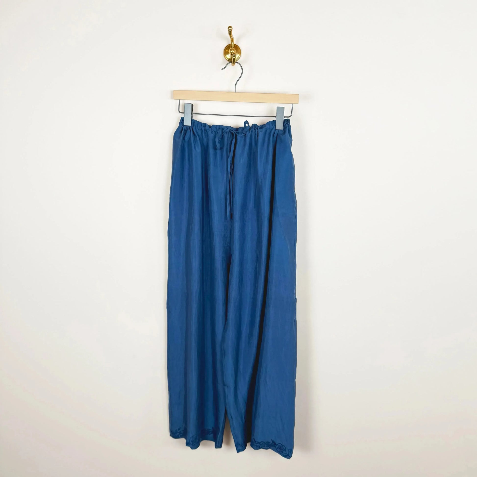 Brando Pant in Medium Indigo-Pants-Rubia & Neel-eugenienewport