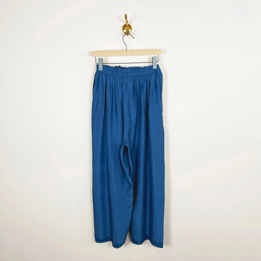 Brando Pant in Medium Indigo-Pants-Rubia & Neel-eugenienewport