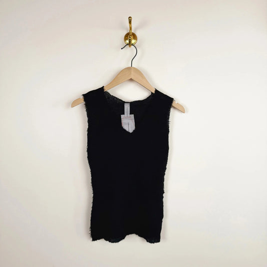 Bryndis in Black-Sweater-Gudrun & Gudrun-eugenienewport