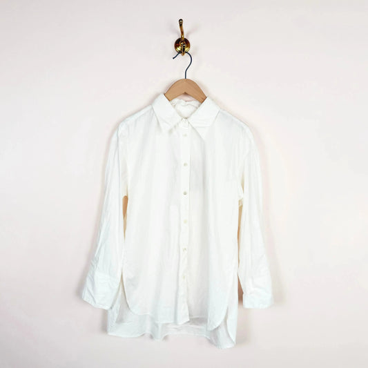 Crinkled Oversized Shirt in White-Tops-Sayaka Davis-eugenienewport
