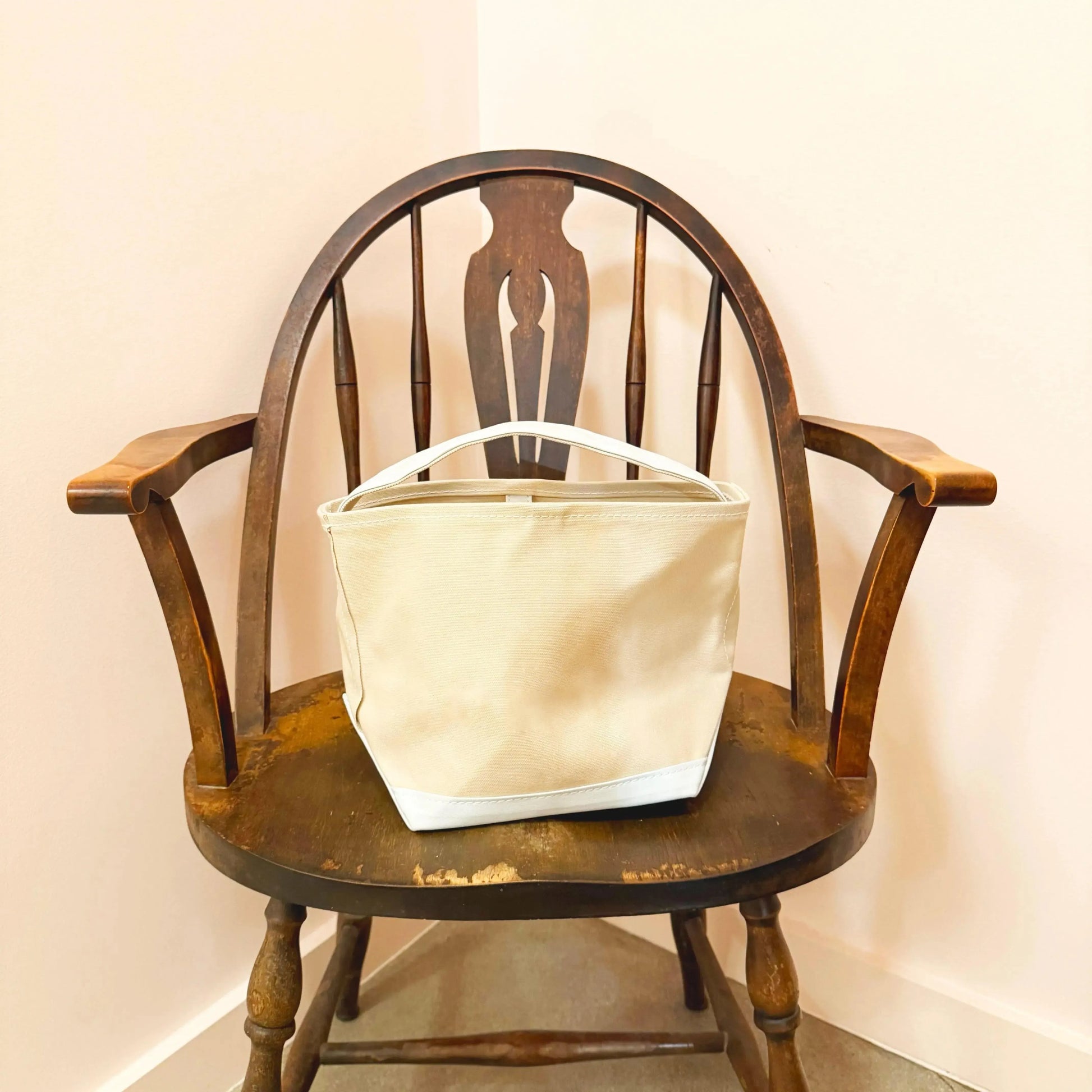 Cube Tote Basic in Light Beige/Water-Accessories-Tembea-eugenienewport