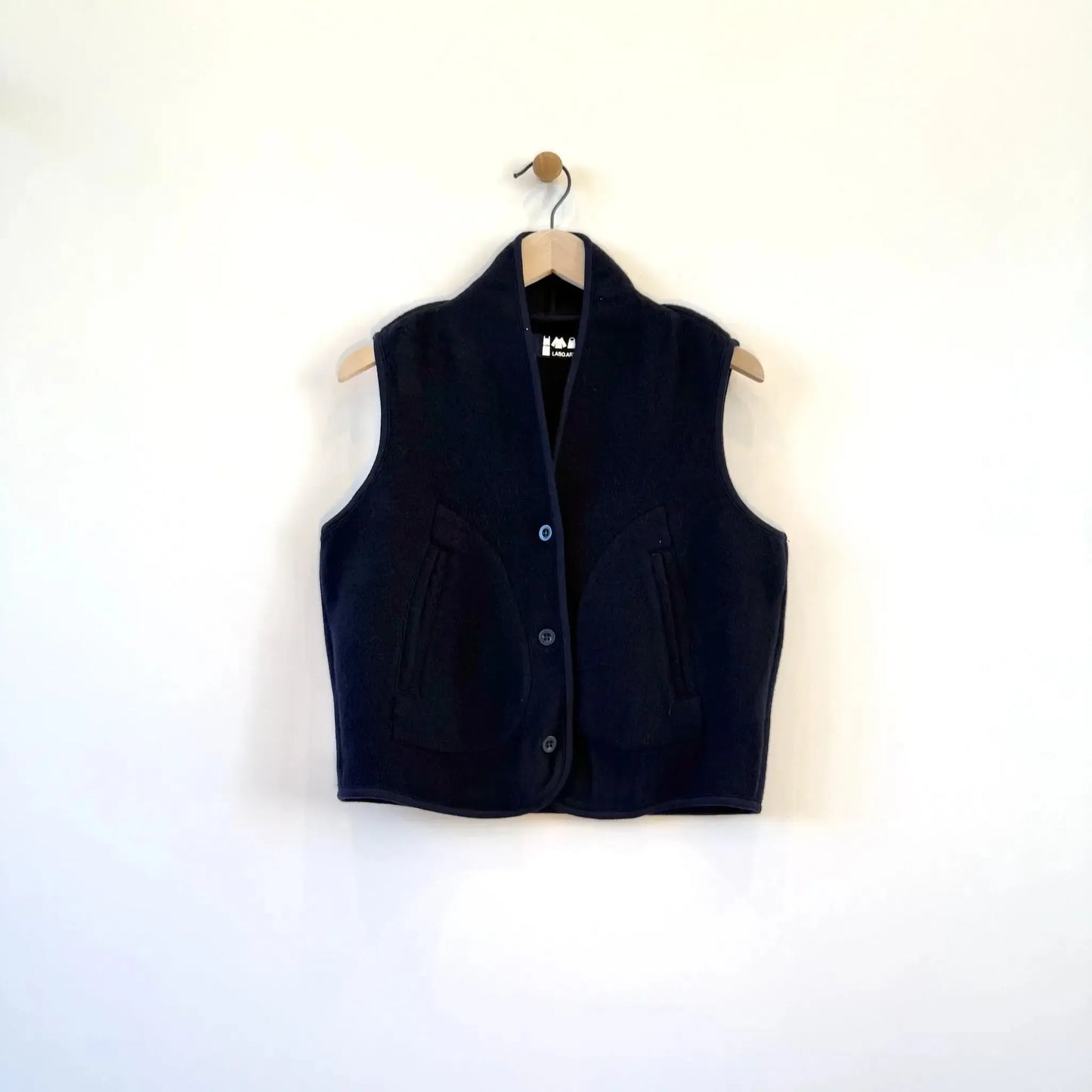 Gilet Zoe Feltro in Atlantic-Jackets-Labo.Art-eugenienewport