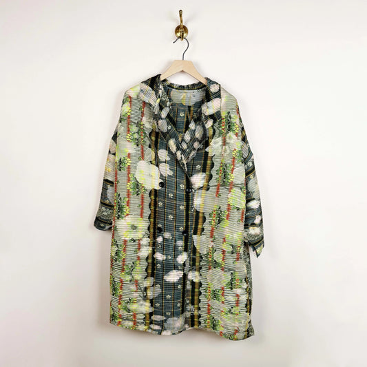 Johan Coat in Bruno-Coats-Julia Heuer-eugenienewport