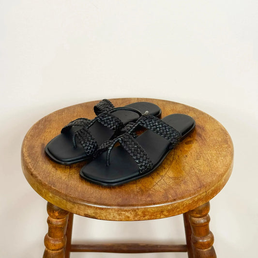 Lina Woven Sandal in Black-Shoes-Hereu-eugenienewport