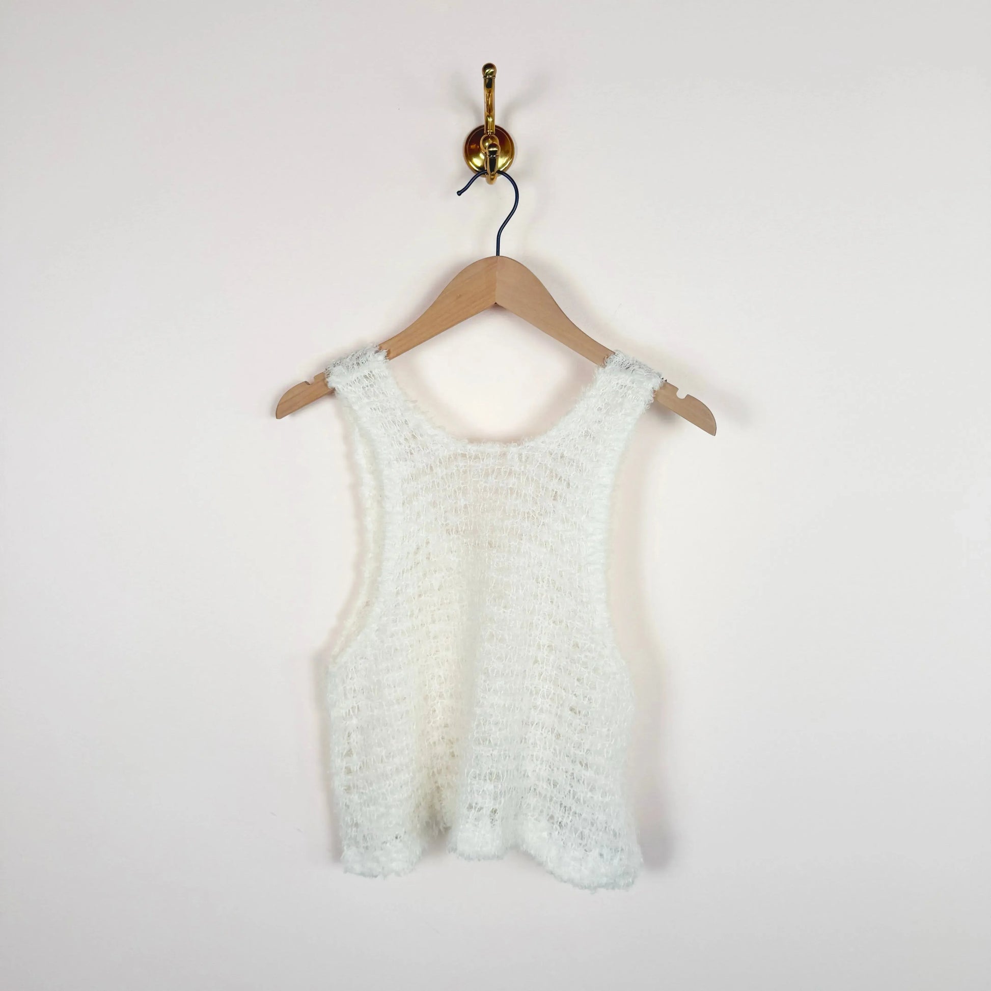 Linen Fur Tank in White-Tops-Sayaka Davis-eugenienewport