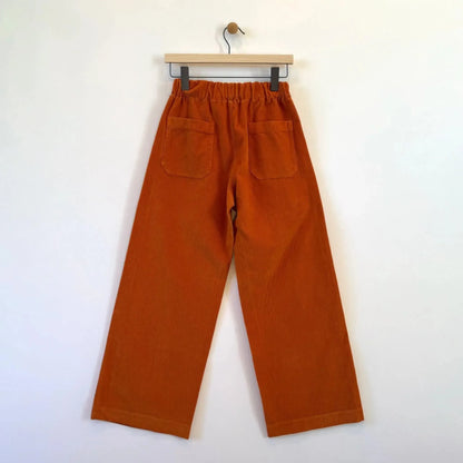 Panta Diana Sarca in Fox-Pants-Labo.Art-eugenienewport