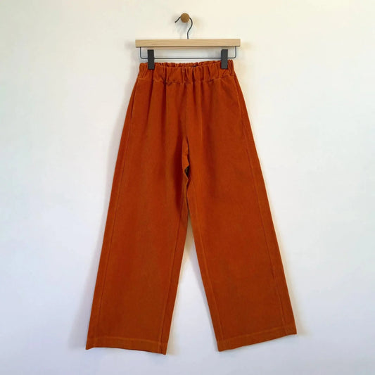 Panta Diana Sarca in Fox-Pants-Labo.Art-eugenienewport