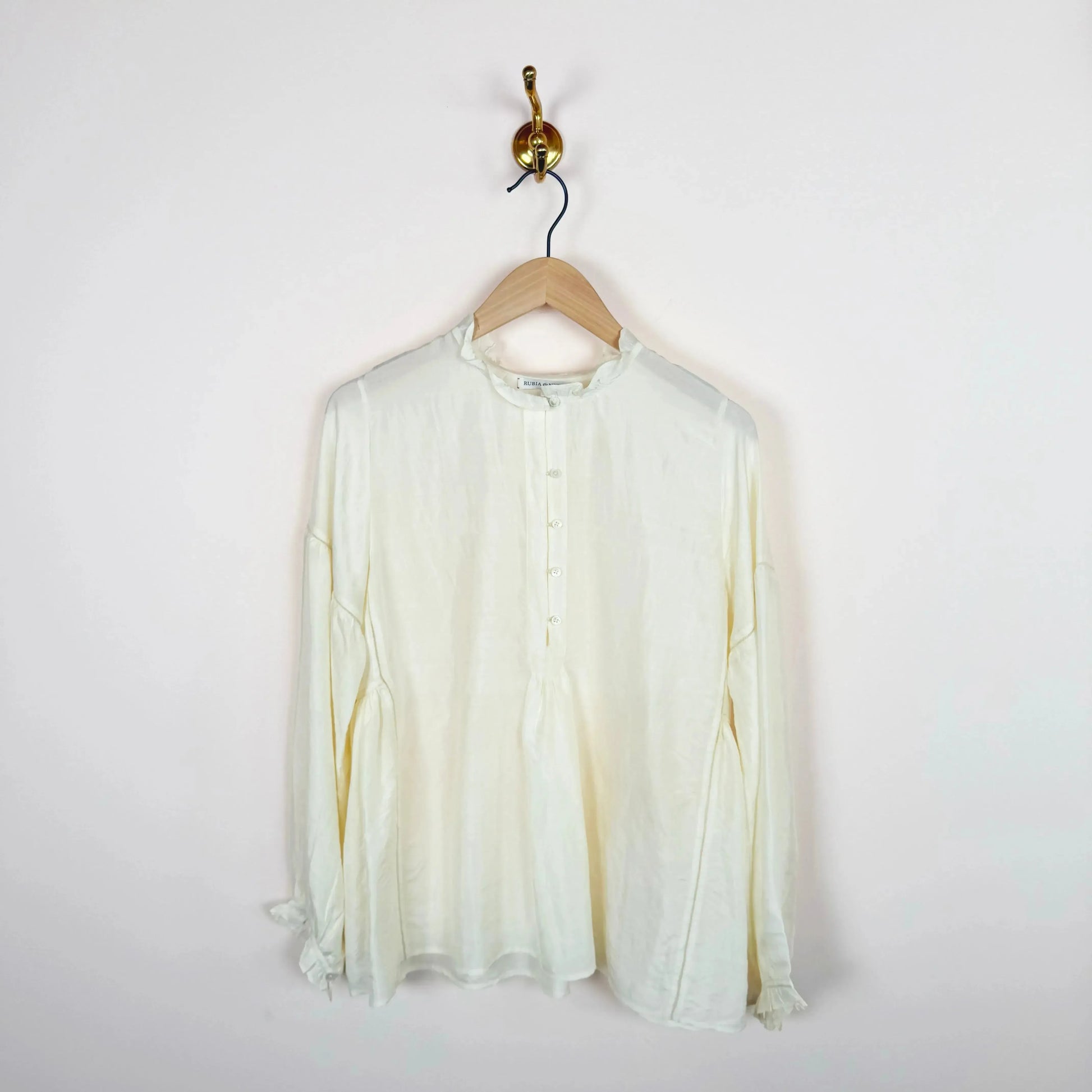 Paola Top in Ivory-Tops-Rubia & Neel-eugenienewport