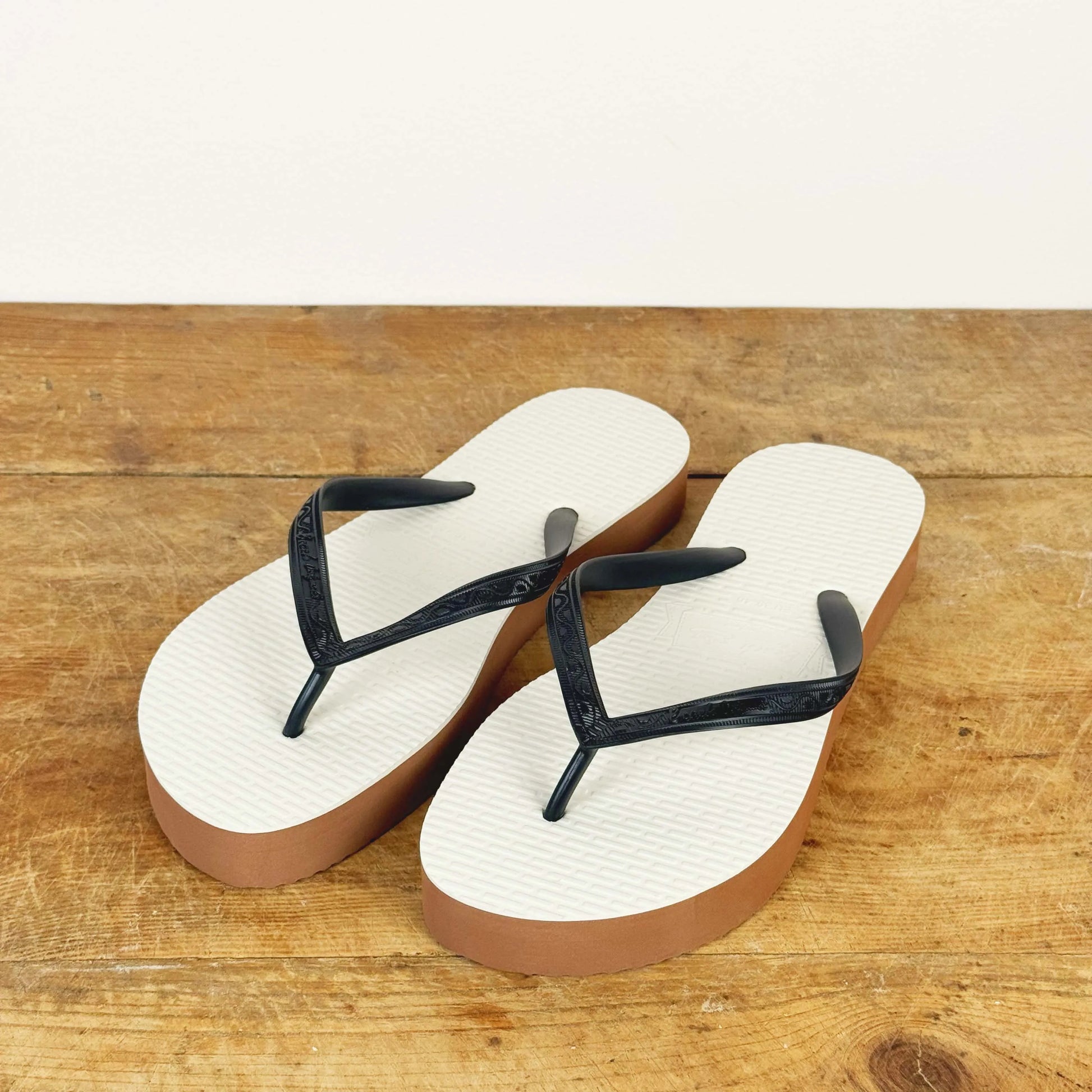 Platform Slim in Noir-Shoes-Beach Originals-eugenienewport