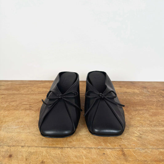 Resso in Black-Shoes-Hereu-eugenienewport