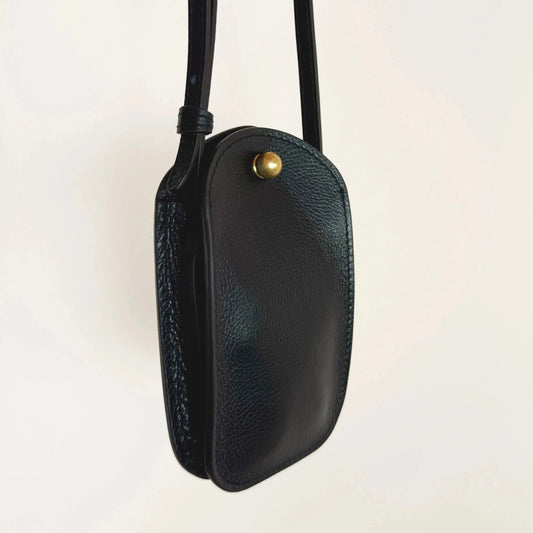 Sequi in Black-Accessories-Lindquist-eugenienewport