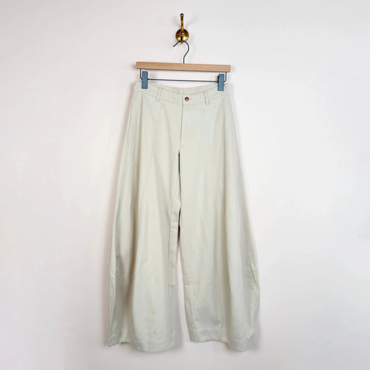 Victoria Chino in Putty White-Pants-Denimist-eugenienewport