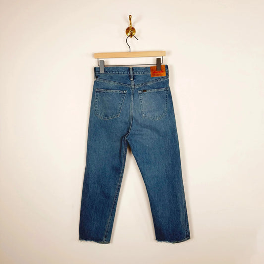 Wide Tapered Cut in Vintage Light-Denim-Chimala-eugenienewport