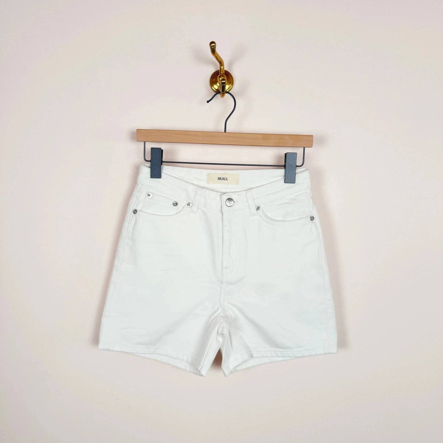 Willie Shorts in Optic White-Shorts-Skall-eugenienewport